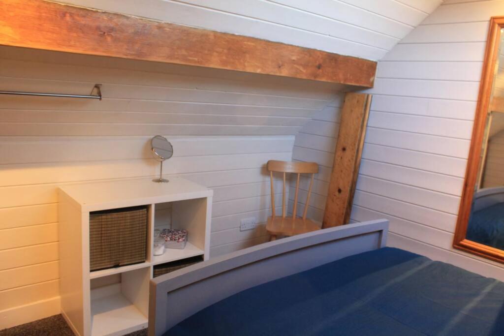 Вилла The Scullery - A Quirky Annex With Wood Fire Хаддерсфилд Экстерьер фото
